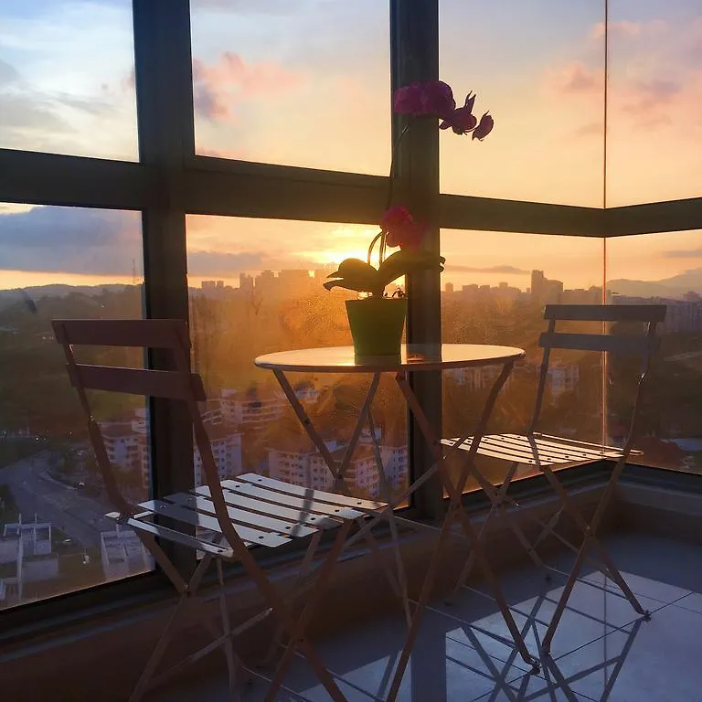 Dream Home & Castle In The Sky Hostel Kuala Lumpur