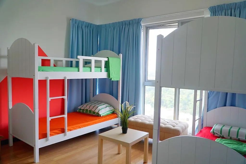 Dream Home & Castle In The Sky Hostel Kuala Lumpur