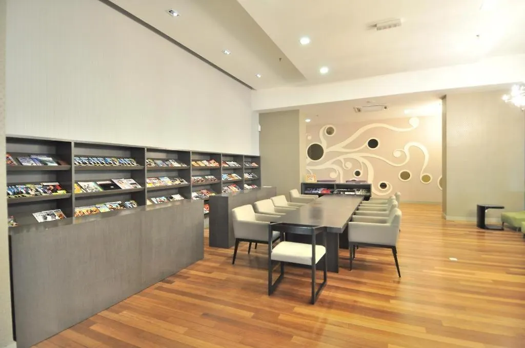 Dream Home & Castle In The Sky Hostel Kuala Lumpur